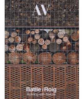 AV N.207 BATLLE I ROIG. Building with nature