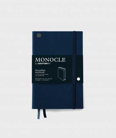 Libreta Monocle Wallet B6. Tapa dura azul marino. Acabado puntos