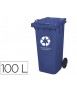 Papelera contenedor q-connect plastico con tapadera 100l color azul 800x510x525 mm con ruedas